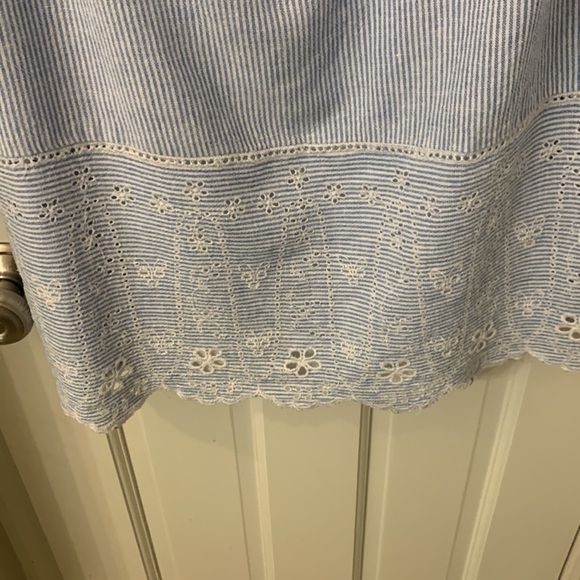 Adorable Lined Linen shift dress with Eyelet details Medium EUC - Picture 4 of 8